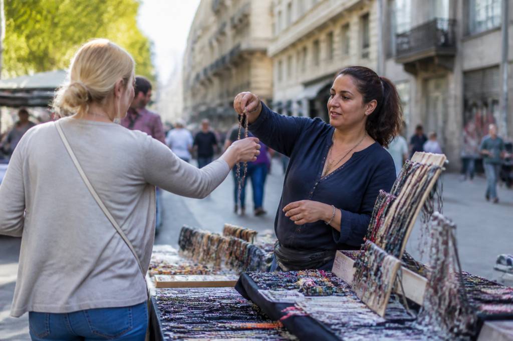 Activité ambulant : statut juridique, fiscalité et obligations à connaître